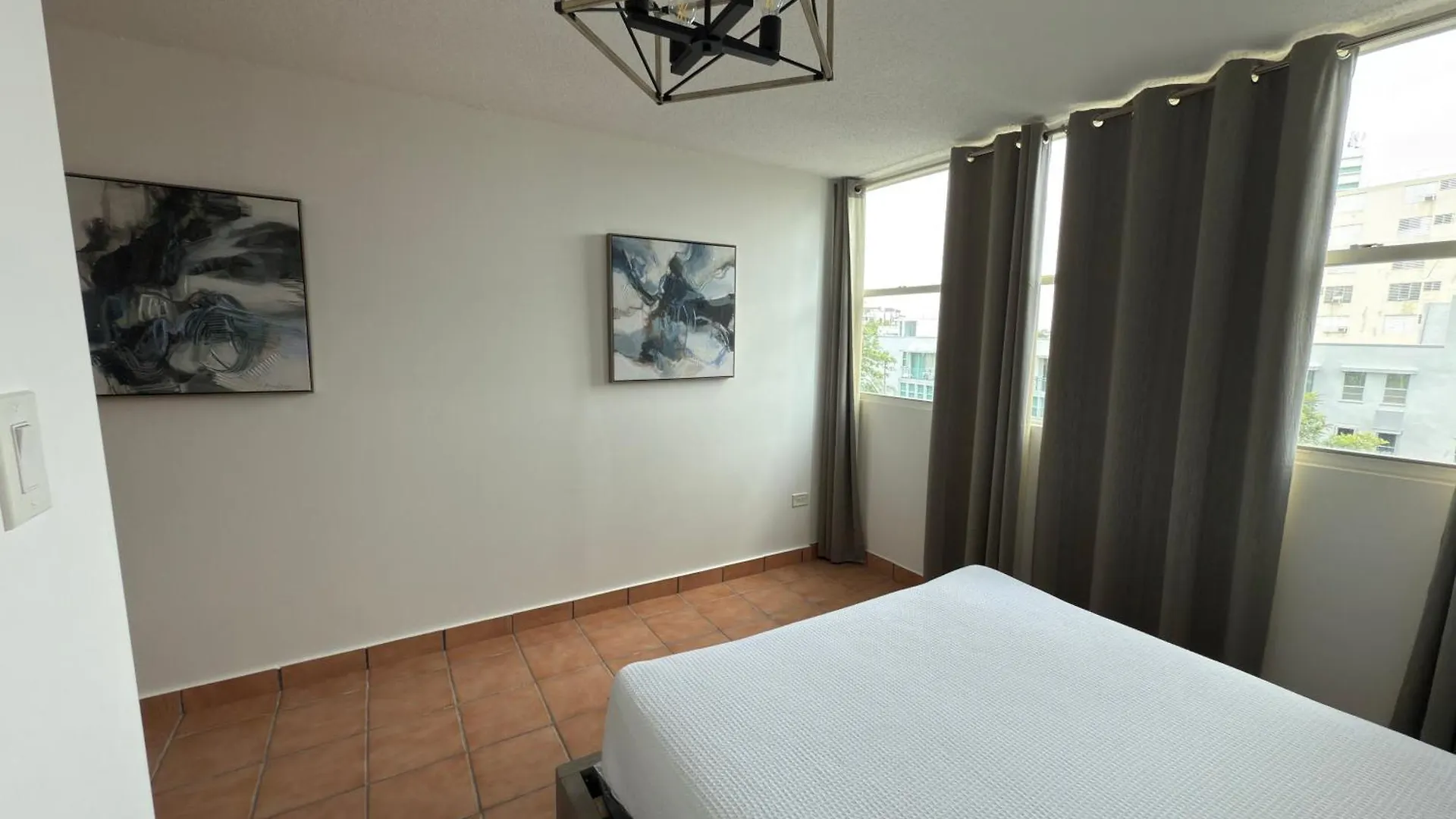 סן חואן 3 Bed 1 Bath 1 Park Plaza Universidad 2000 0*, סן חואן פוארטו ריקו