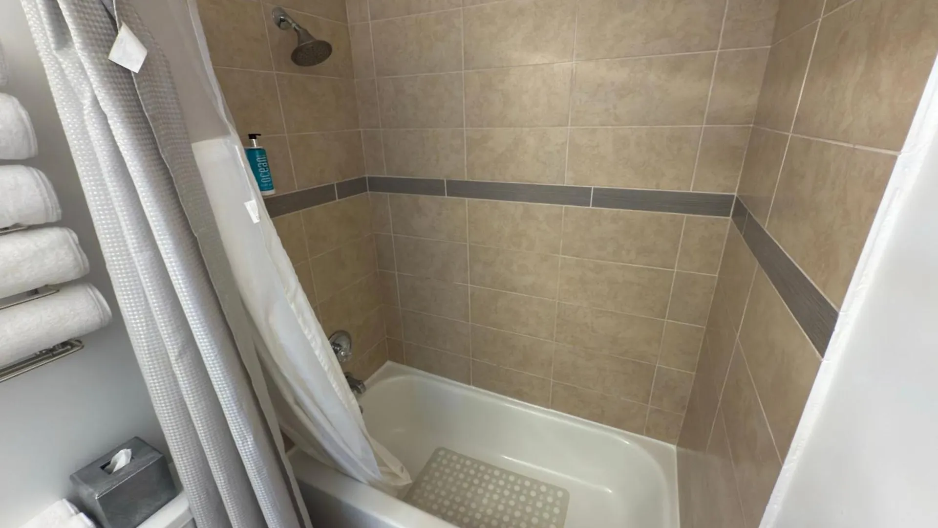דירה סן חואן 3 Bed 1 Bath 1 Park Plaza Universidad 2000