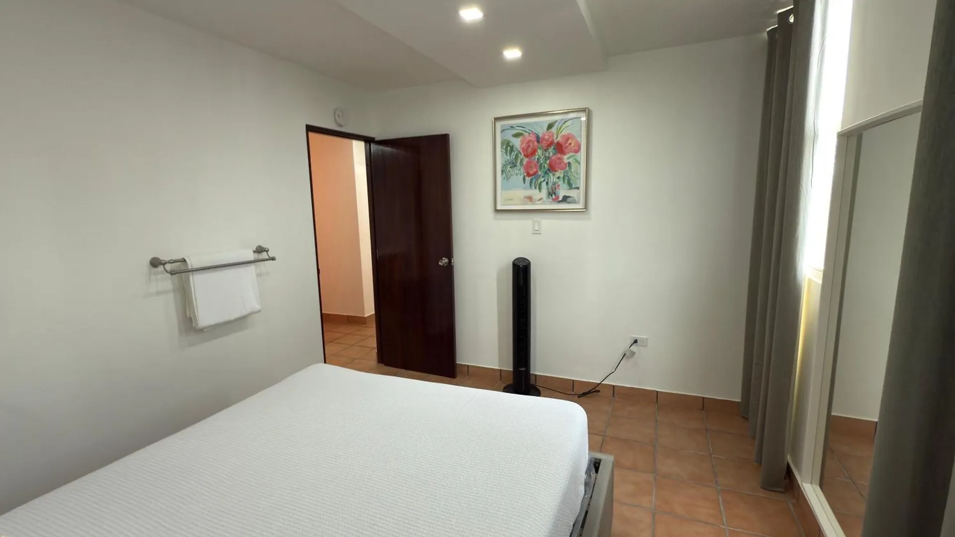דירה סן חואן 3 Bed 1 Bath 1 Park Plaza Universidad 2000 פוארטו ריקו
